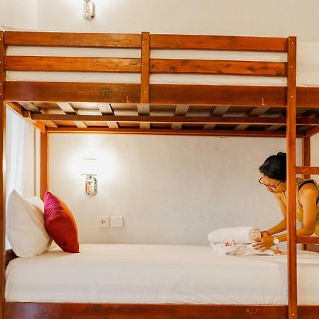 Kamasanti Hostel Toyapakeh Eksteriør billede
